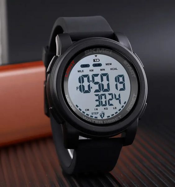 Мужские спортивные наручные часы Skmei 1469 Fitness (Черные с белым) 900301 фото