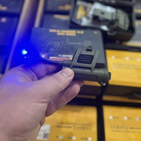 Тактический фонарь с креплением на шлем MPLS Charge 4.0 big size Оливковый 719256 фото